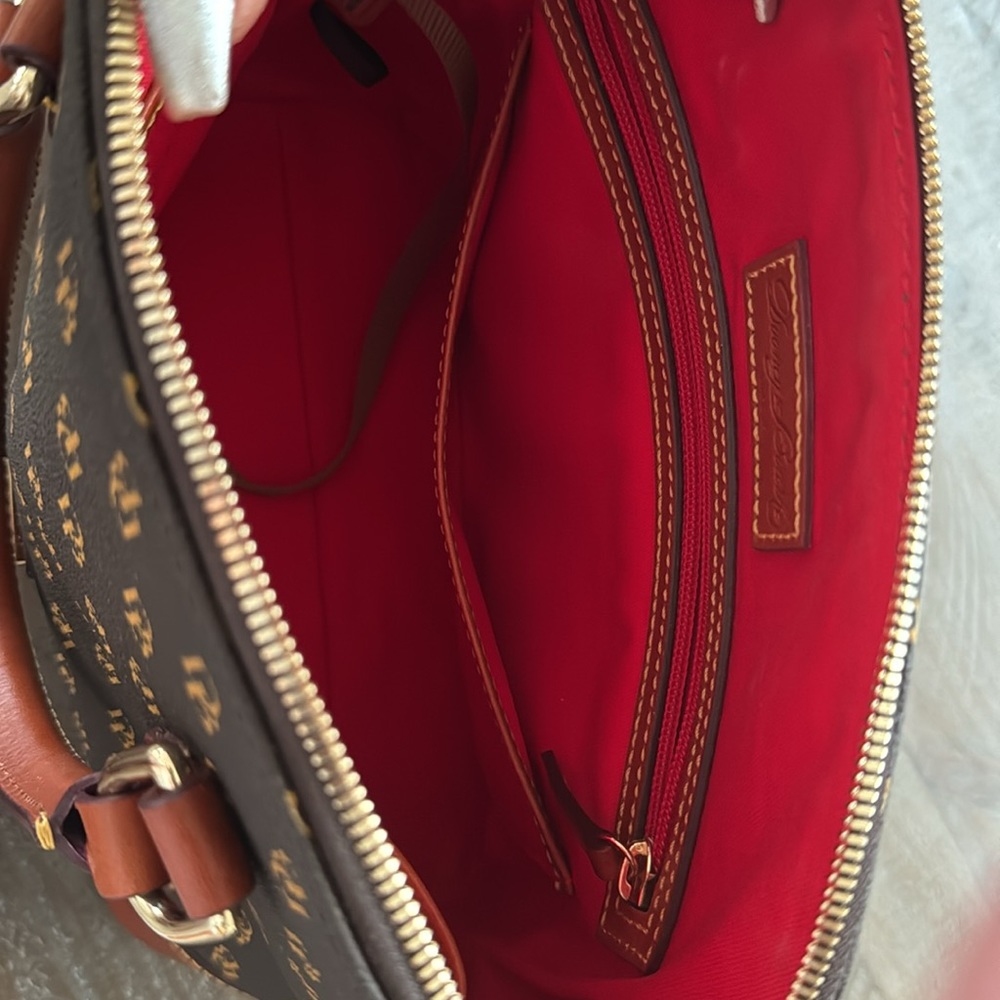 Dooney@Bourke - Picture 3 of 3